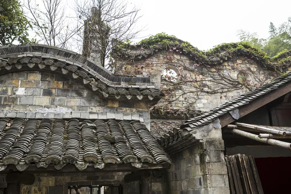 Verlaten tempel — Stockfoto