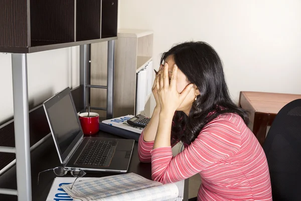 Personlig inkomstskatt depression — Stockfoto