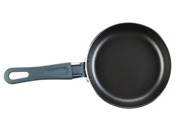 Beyaz arka plan üzerinde yeni kızartma tavası