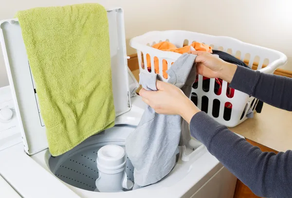 Doing the Laundry — Stock Photo, Image