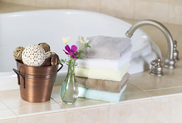 Bath with Spa Accessories — Stock Photo, Image