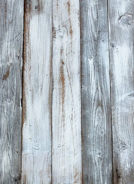 コピースペース付き垂直レイアウトで素朴な白い塗装木の板の背景を復元 — ストック写真