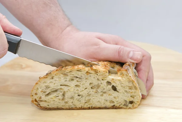 Cutting Bread — Stock Photo, Image