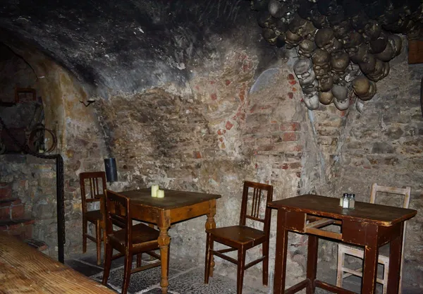Interior do pub medieval em Praga — Fotografia de Stock