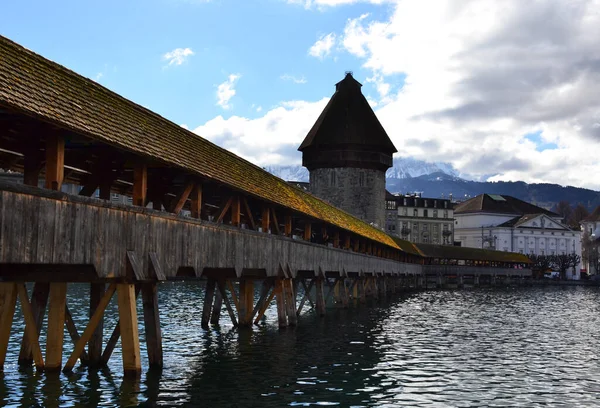 Kapellenbrücke Luzern Schweiz — Stockfoto