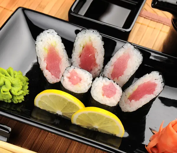 Sushi-Rolle — Stockfoto