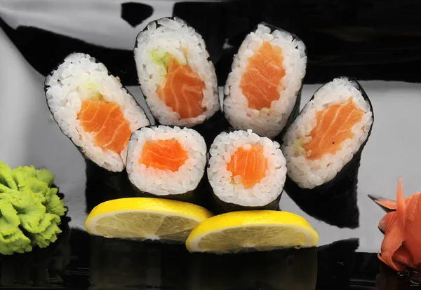 Sushi rulle — Stockfoto