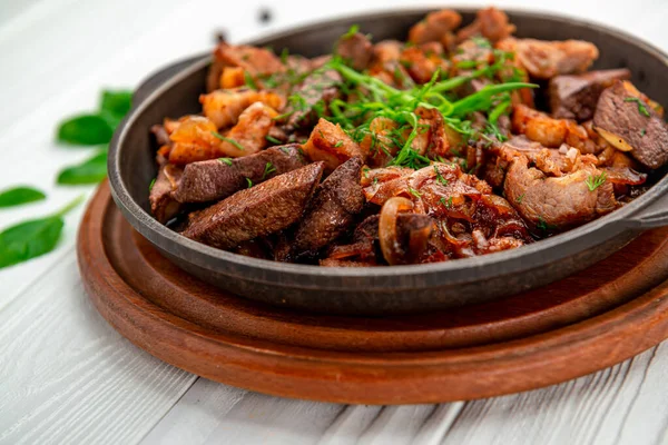 Vlees Groenten Koekenpan Eten Serveren Een Restaurant — Stockfoto