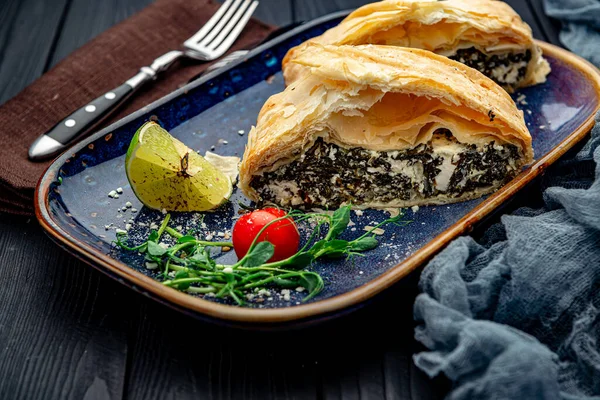 Homemade Puff Pastry Pie Spinach Cheese Healthy Food Photo Menu — Foto Stock