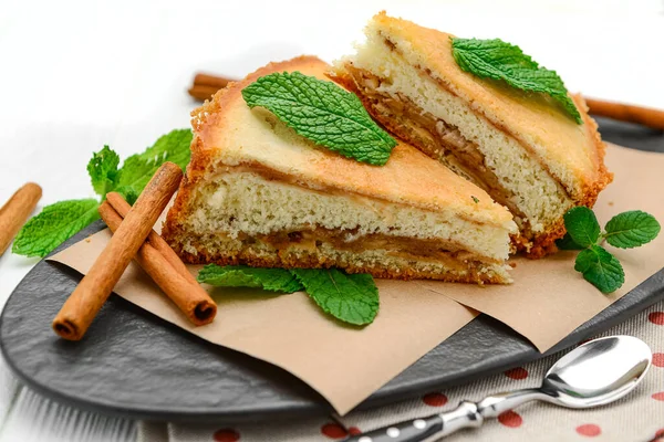 Sponge Cake Apples White Background Healthy Food — Stock Photo, Image