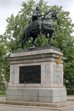 Aziz Michael Kalesi önündeki Büyük Peter Anıtı, Saint Petersburg, Rusya
