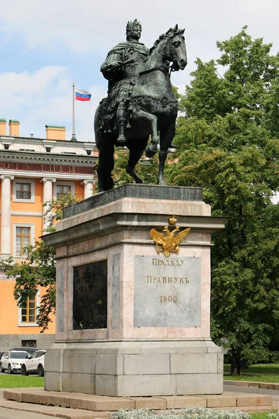 Památník Petra Velikého Před Hradem Svatého Michala Petrohrad Rusko — Stock fotografie