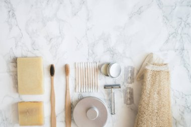 Sıfır atık tekrar kullanılabilir banyo takımı. Üst Manzara. Yüksek kalite fotoğraf