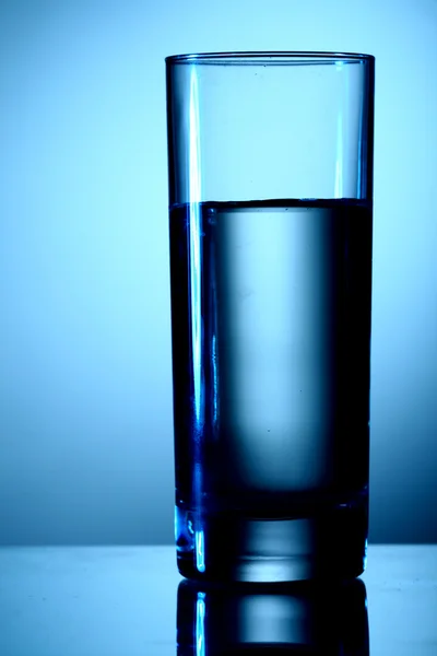 Wasser im Glas — Stockfoto