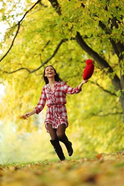 Autumn woman — Stock Photo, Image