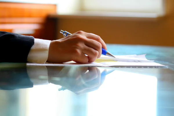 Penna mano di lavoro — Foto Stock