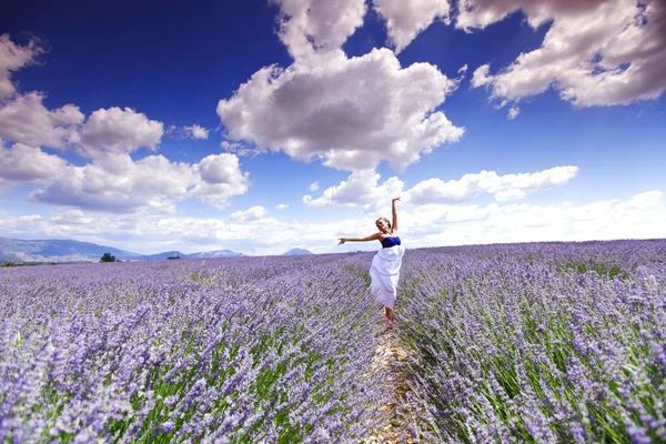 Woman on lavender field — Stock Photo, Image