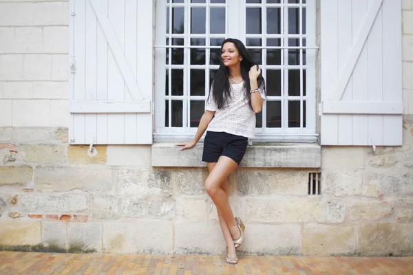 Beautiful woman on street — Stock Photo, Image