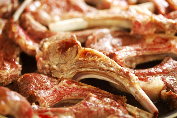 Roasted ribs on pan — Stock Photo, Image