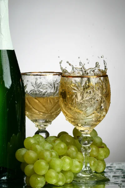 Champagne splash — Stock Photo, Image