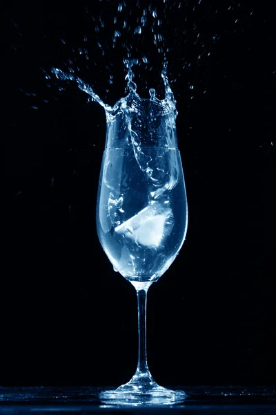 Alcohol splash — Stockfoto