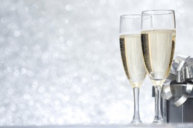 Champagne and gift clipart
