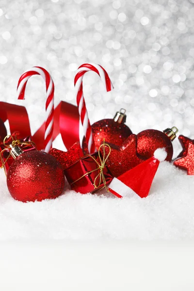 Vánoční dekorace a cukroví — Stock fotografie