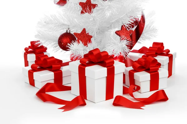 Christmas tree and gifts — Stock Photo, Image