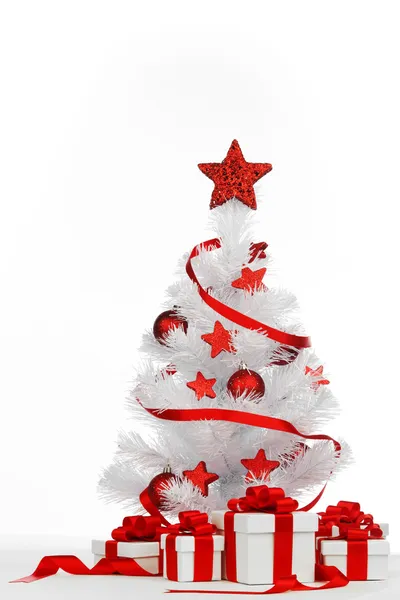Isolated Christmas tree — Stock Photo, Image