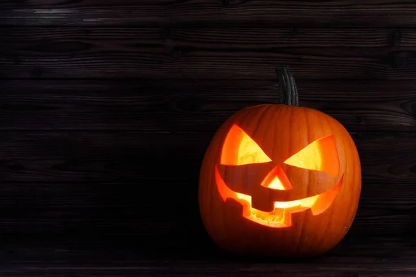 Jack Lykta Halloween Pumpa Ansikte Trä Bakgrund — Stockfoto