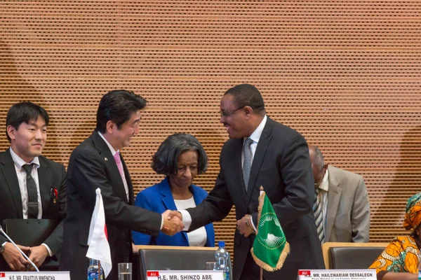 Primeiros-ministros do Japão e da Etiópia — Fotografia de Stock