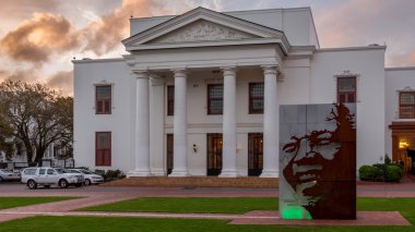 Mandela statue in Stellenbosch clipart