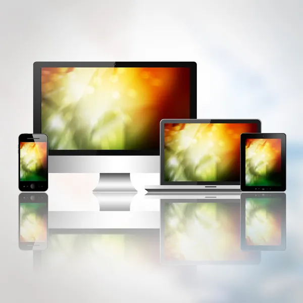 Tablet pc, laptop, mobiele telefoon en computer — Stockfoto