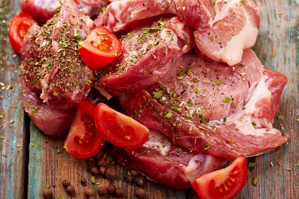 Steaks with tomatoes — Stock Photo, Image