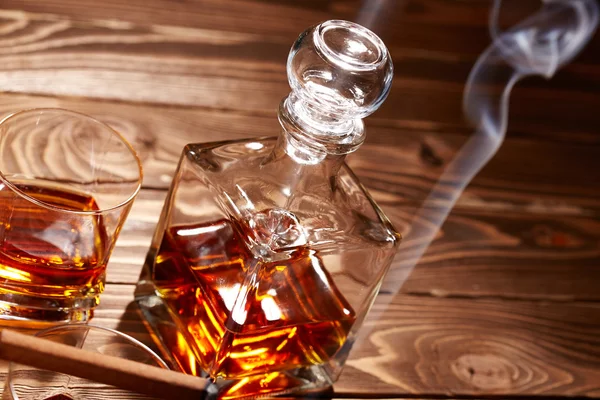 Cognac with cigar — Stock Photo, Image