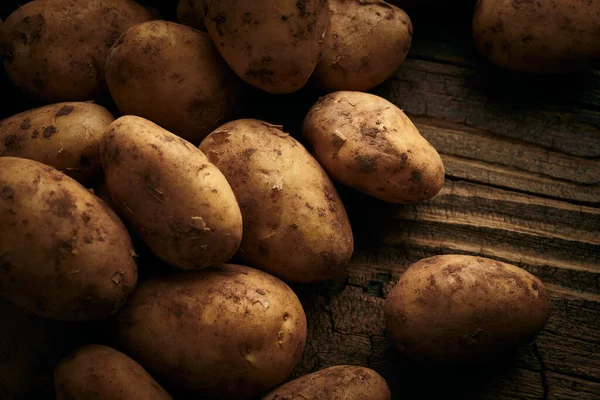 Potatoes Wooden Background Vintage Food Still Life Aged Wooden Planks — Stock Photo, Image