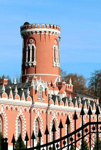 Tower traveling palace — Stock Photo, Image