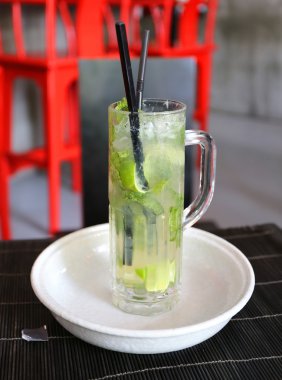 lezzetli kokteyller mojito 