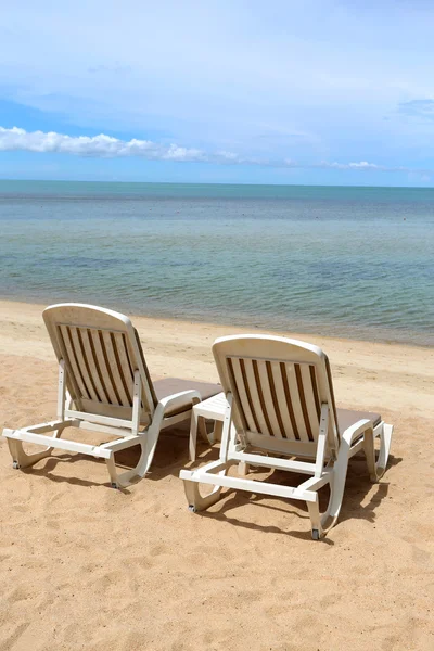 Strandkörbe auf dem Meer — Stockfoto