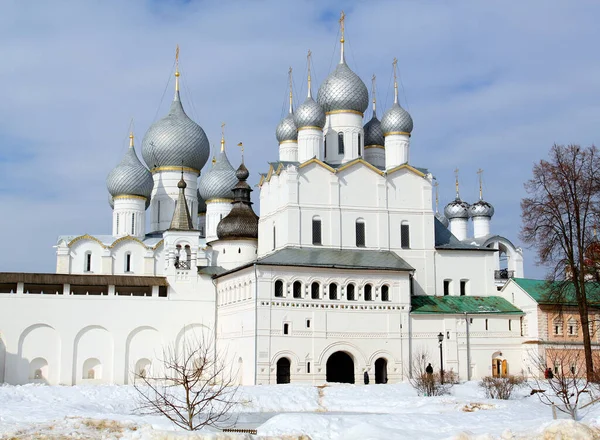Prachtig Winterlandschap Met Het Rostov Kremlin Een Zonnige Dag — Stockfoto