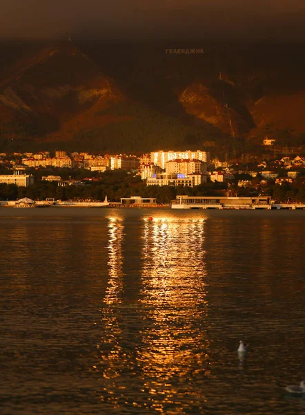 Akşamları Karadeniz Altın Bir Günbatımının Fotoğrafı — Stok fotoğraf