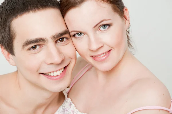 幸せなカップルの肖像画 ロイヤリティフリーのストック写真