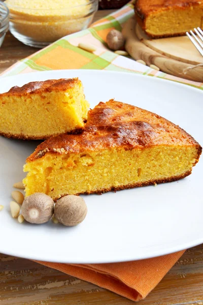 Kuchen mit Maismehl — Stockfoto