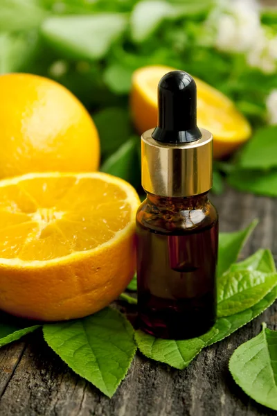 Wellness-oranje essentie — Stockfoto