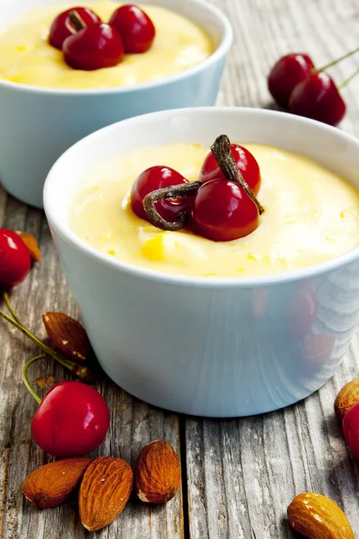 Vanilyalı puding — Stok fotoğraf