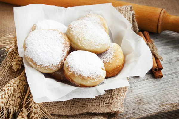 Donuts homemade with powdered sugar — Stock Photo, Image