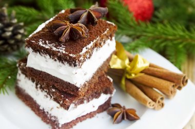 Noel dekorasyon zemin üzerine krem kurabiye