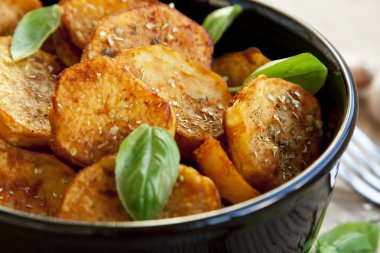 Baharatlı Fırında patates