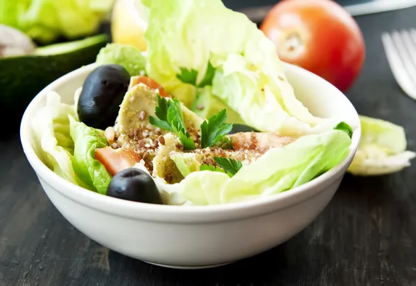 Insalata sana con verdure e semi — Foto Stock