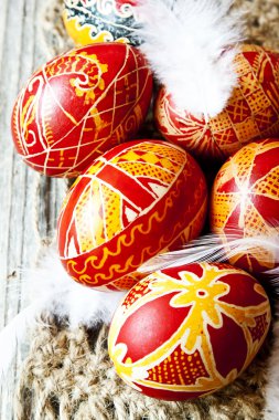geleneksel boyalı Paskalya yumurtaları
